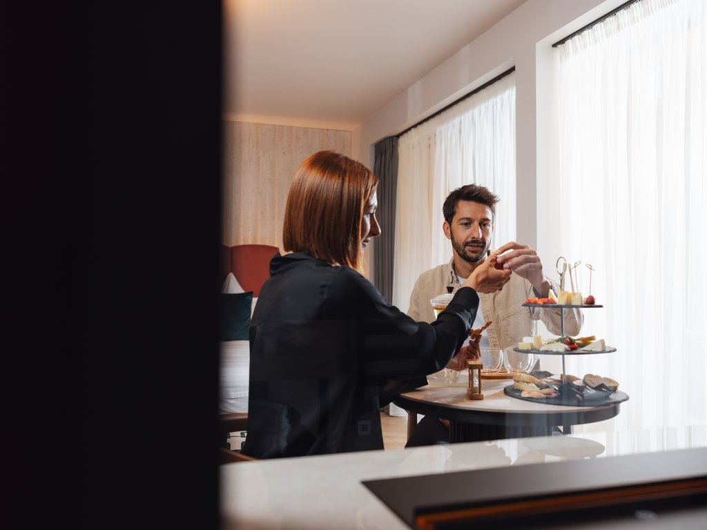 Hotel Latemar con vista sulle Dolomiti Hotel Latemar con vista sulle Dolomiti